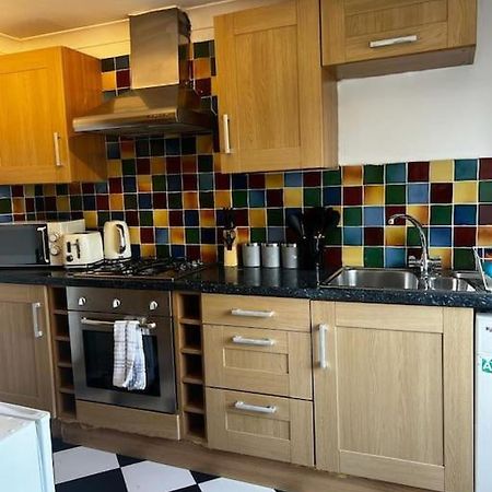 Quirky Studio Flat Selfcontained London Eksteriør billede