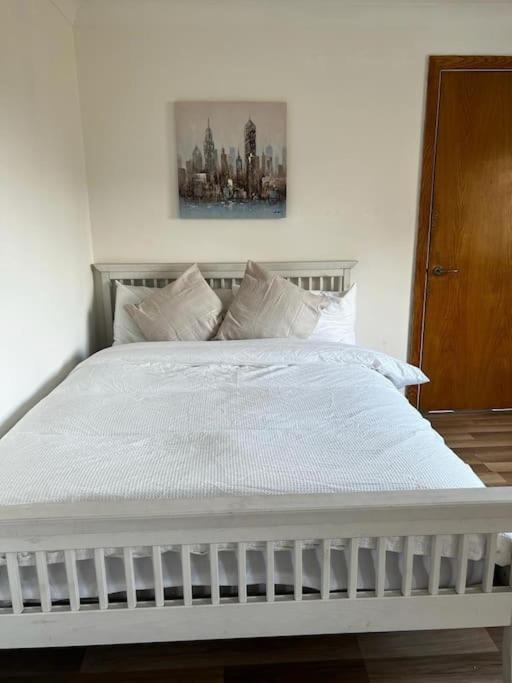 Quirky Studio Flat Selfcontained London Eksteriør billede